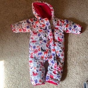 Cutest Columbia snow suit 6-12 months